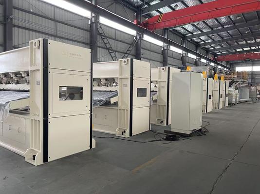 中速ヘビー構造高ストロークニードルパンチングマシン